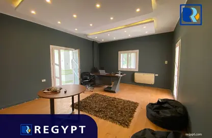 Villa - Studio - 4 Bathrooms for rent in Street 213 - Degla - Hay El Maadi - Cairo