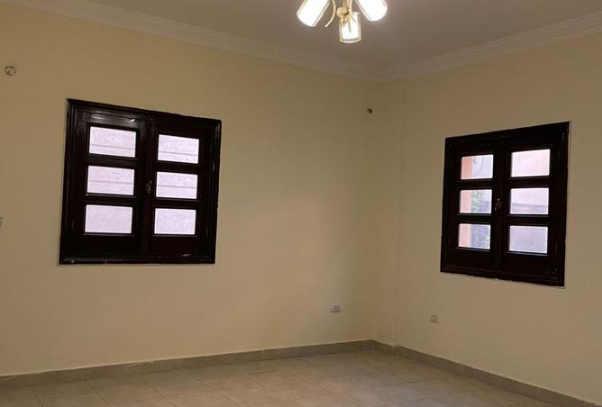 8221310 - Property Image 2