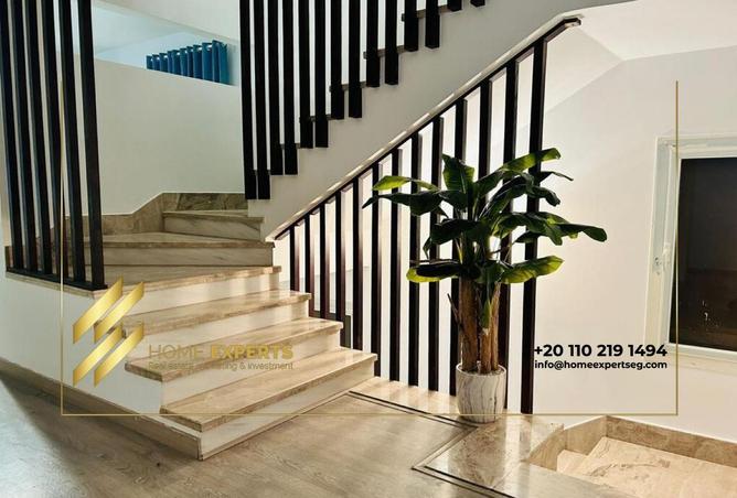 8083504 - Property Image 2