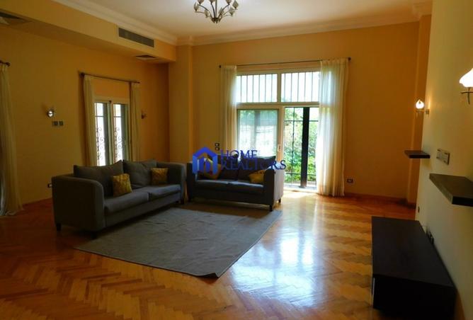 8222407 - Property Image 3