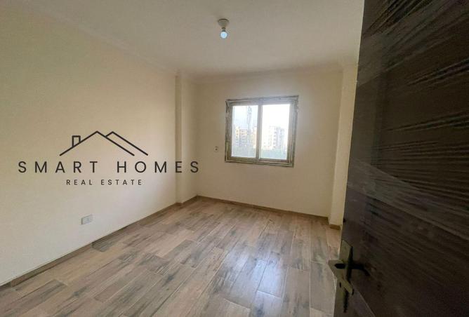 8208059 - Property Main Image