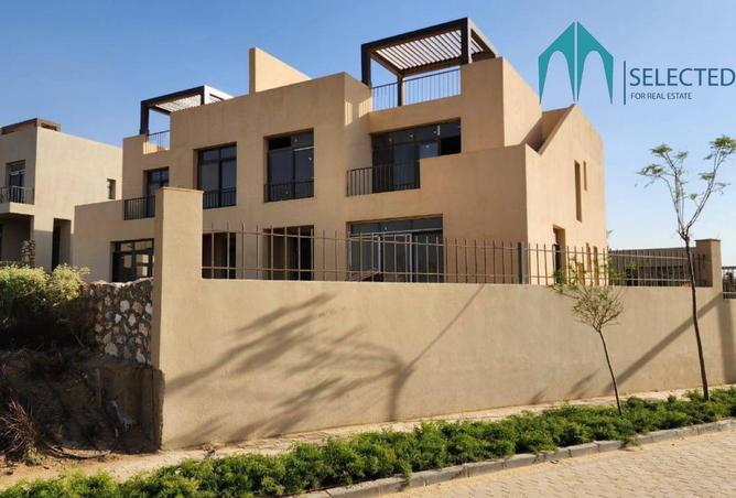 8210301 - Property Main Image