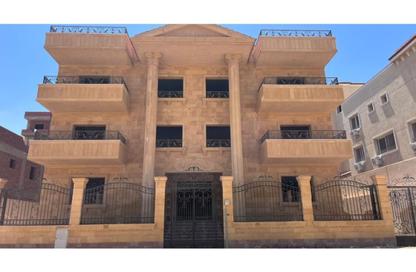 Apartment - 4 Bedrooms - 3 Bathrooms for sale in Shorouk City - Cairo