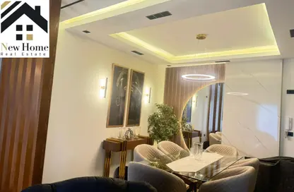 شقة - 2 غرف نوم - 2 حمامات للبيع في جاليريا  مون فالى - المستثمرين الجنوبية - مدينة القاهرة الجديدة - القاهرة