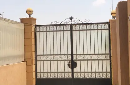 Office Space - Studio - 2 Bathrooms for rent in North Lotus - El Lotus - New Cairo City - Cairo