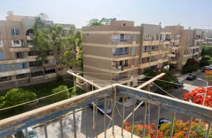 Apartment - 3 Bedrooms - 2 Bathrooms for sale in 1st District - Sheikh Zayed City - Giza