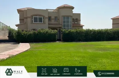 فيلا - 5 غرف نوم - 5 حمامات للبيع في اليكس ويست - كمبوندات الاسكندرية - الاسكندرية