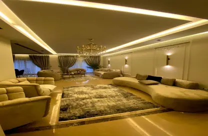 Townhouse - 3 Bedrooms - 3 Bathrooms for sale in Privado - Madinaty - Cairo