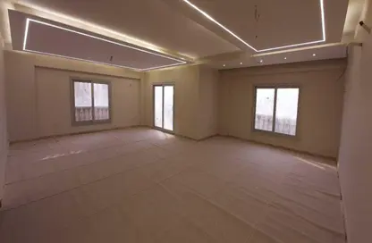Apartment - 4 Bedrooms - 5 Bathrooms for rent in Ramblas - North Investors Area - New Cairo City - Cairo