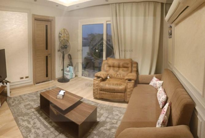 8394120 - Property Image 3