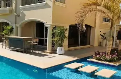 فيلا - 5 غرف نوم - 4 حمامات للبيع في ليك ويست - كمبوندات الشيخ زايد - الشيخ زايد - الجيزة