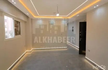 شقة - 3 غرف نوم - 3 حمامات للايجار في شارع أحمد عرابي - المهندسين - الجيزة