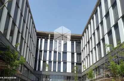 Office Space - Studio - 2 Bathrooms for rent in Park St. - Ring Road - The 5th Settlement - New Cairo City - Cairo
