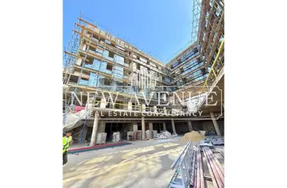 مساحات مكتبية - استوديو - 2 حمامات للبيع في ليفيلي مول - شارع التسعين الشمالي - التجمع الخامس - مدينة القاهرة الجديدة - القاهرة