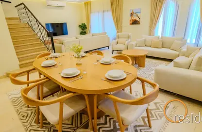 فيلا - 3 غرف نوم - 4 حمامات للايجار في ميفيدا - كمبوندات التجمع الخامس - التجمع الخامس - مدينة القاهرة الجديدة - القاهرة