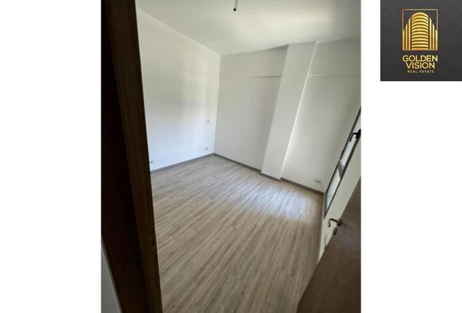8218935 - Property Image 3