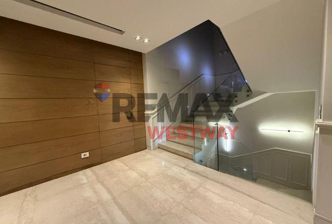 8471854 - Property Image 3