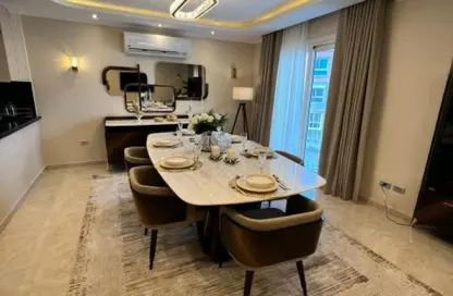 Apartment - 2 Bedrooms - 2 Bathrooms for sale in 5th Settlement Compounds - The 5th Settlement - New Cairo City - Cairo
