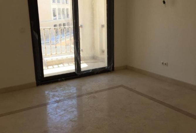 8011488 - Property Image 2
