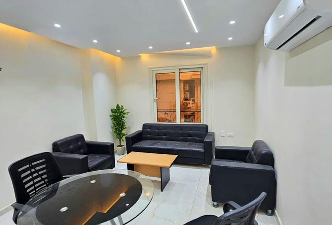 8200598 - Property Main Image