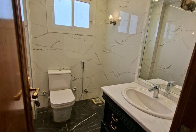 8421876 - Property Image 3