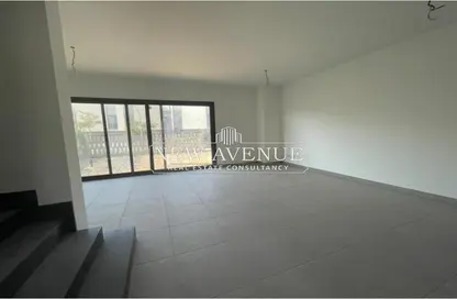 Townhouse - 3 Bedrooms - 3 Bathrooms for sale in Al Burouj Compound - El Shorouk Compounds - Shorouk City - Cairo