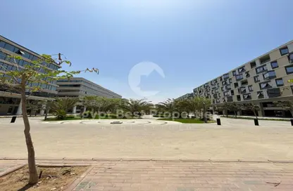 مساحات مكتبية - استوديو - 2 حمامات للبيع في ذا بورتال - بيفرلي هيلز - كمبوندات الشيخ زايد - الشيخ زايد - الجيزة