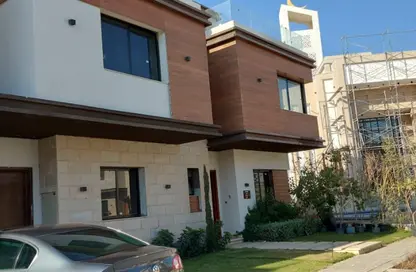 Townhouse - 3 Bedrooms - 4 Bathrooms for sale in Azzar - 5th Settlement Compounds - The 5th Settlement - New Cairo City - Cairo