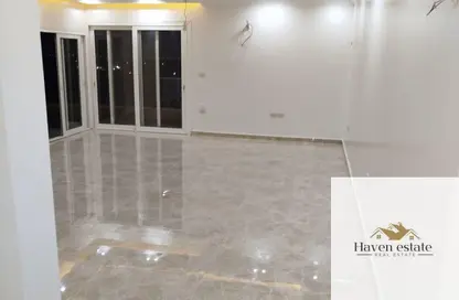 Apartment - 4 Bedrooms - 3 Bathrooms for rent in Mountain View iCity - 5th Settlement Compounds - The 5th Settlement - New Cairo City - Cairo