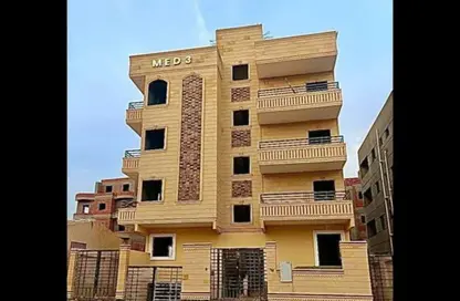 طابق كامل - 3 غرف نوم - 2 حمامات للبيع في طريق الحي الايطالي - حدائق اكتوبر - مدينة 6 أكتوبر - الجيزة
