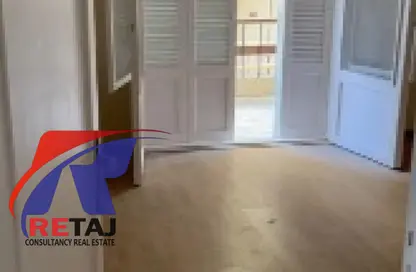 شقة - 3 غرف نوم - 2 حمامات للبيع في شارع رقم 5 - مدينة الواحة - مدينة الواحة - الحي العاشر - مدينة نصر - القاهرة
