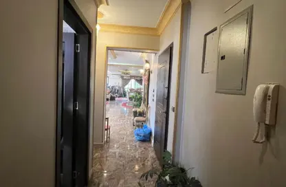 شقة - 4 غرف نوم - 3 حمامات للبيع في ميدان دجله - دجلة - حي المعادي - القاهرة