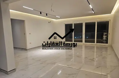 Penthouse - 3 Bedrooms - 4 Bathrooms for rent in Mountain View iCity - 5th Settlement Compounds - The 5th Settlement - New Cairo City - Cairo