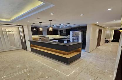 Apartment - 3 Bedrooms - 2 Bathrooms for sale in American University Housing District - 5th Settlement Compounds - The 5th Settlement - New Cairo City - Cairo