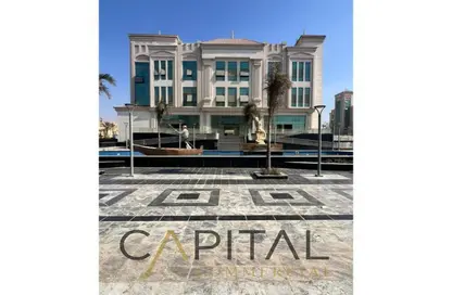 بناية كاملة - استوديو - 4 حمامات للايجار في الجازي ماريوت ريزيدانس - محور محمد نجيب - المستثمرين الشمالية - مدينة القاهرة الجديدة - القاهرة