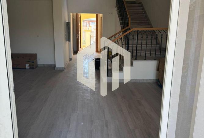 8280593 - Property Image 2