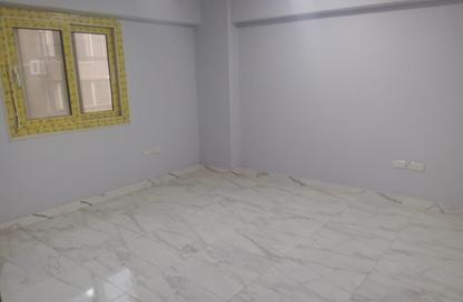 Office Space - Studio - 3 Bathrooms for rent in Gameat Al Dewal Al Arabeya St. - Mohandessin - Giza