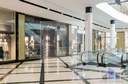 Whole Building - Studio - 4 Bathrooms for sale in Bank Center Street - South Teseen St. - The 5th Settlement - New Cairo City - Cairo