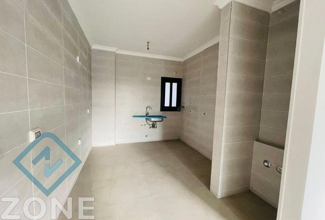 8078532 - Property Image 3