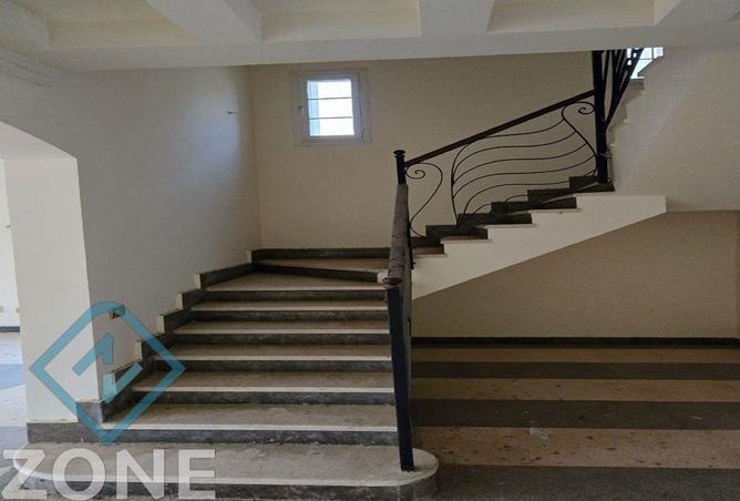 8067867 - Property Image 3