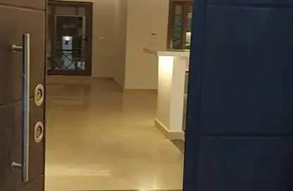 Villa - 3 Bedrooms - 3 Bathrooms for rent in Madinaty - Cairo