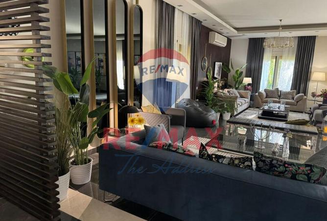 8019015 - Property Image 2