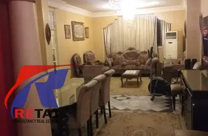 Apartment - 3 Bedrooms - 2 Bathrooms for sale in Ismailia Square - El Ismailia Square - Heliopolis - Masr El Gedida - Cairo