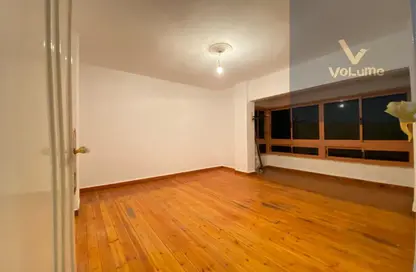 Apartment - 3 Bedrooms - 2 Bathrooms for sale in Abou al mahasen al shazli St. - Al Agouza - Giza