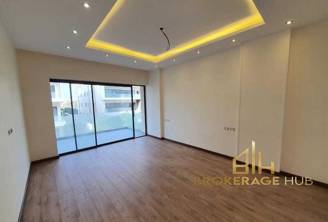 8082085 - Property Image 3