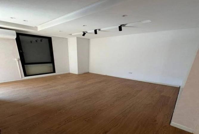 8402792 - Property Image 3