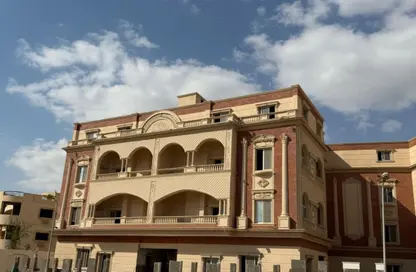 Apartment - 4 Bedrooms - 3 Bathrooms for sale in The 1st Settlement - New Cairo City - Cairo
