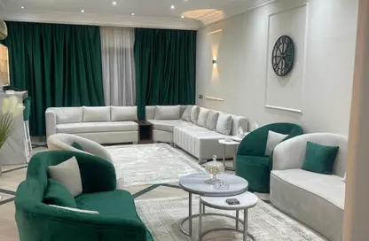 Apartment - 3 Bedrooms - 2 Bathrooms for sale in Ahmed Fakhry St. - 6th Zone - Nasr City - Cairo