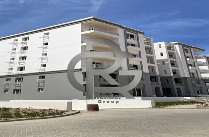Apartment - 3 Bedrooms - 3 Bathrooms for sale in Hyde Park - 5th Settlement Compounds - The 5th Settlement - New Cairo City - Cairo