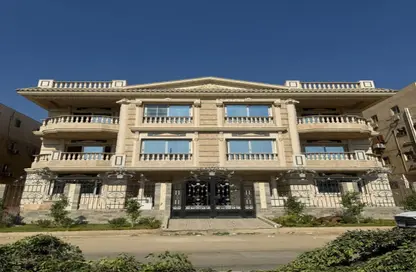 Apartment - 3 Bedrooms - 3 Bathrooms for sale in Akhnaton St. - District 5 - The 5th Settlement - New Cairo City - Cairo